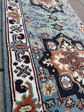 Load image into Gallery viewer, Hand Knotted Indian Runner (2'5" x 6')