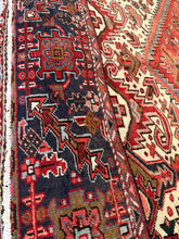 Load image into Gallery viewer, Vintage Hand Knotted Persian Heriz (10' x 13'3")