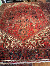 Load image into Gallery viewer, Vintage Hand Knotted Persian Heriz (10' x 13'3")