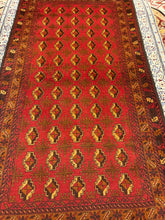 Load image into Gallery viewer, Hand Knotted Afghani Baluch Rug (4&#39; x 7&#39;4&quot;)
