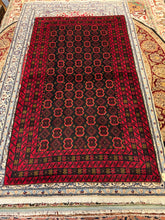 Load image into Gallery viewer, Hand Knotted Afghani Baluch Rug (4&#39; x 6&#39;9&quot;)