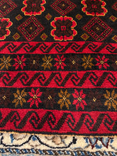 Load image into Gallery viewer, Hand Knotted Afghani Baluch Rug (4&#39; x 6&#39;9&quot;)