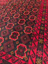 Load image into Gallery viewer, Hand Knotted Afghani Baluch Rug (4&#39; x 6&#39;9&quot;)