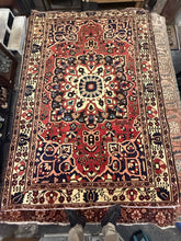 Load image into Gallery viewer, Vintage Hand Knotted Persian Bakhtiari (7' x 10")