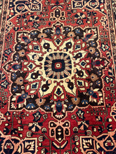 Load image into Gallery viewer, Vintage Hand Knotted Persian Bakhtiari (7' x 10")