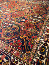 Load image into Gallery viewer, Vintage Hand Knotted Persian Bakhtiari (5'6" x 6'7")