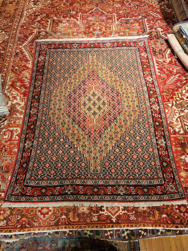 Vintage Hand Knotted Persian Bijar (4'1