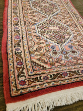 Load image into Gallery viewer, Vintage Hand Knotted Persian Bijar (1'6" x 3'2")