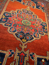 Load image into Gallery viewer, Vintage Hand Knotted Persian Hamadan (4'5" x 6'8")