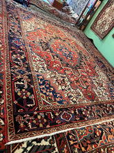Load image into Gallery viewer, Vintage Hand Knotted Persian Heriz (7'5" x 9'1")