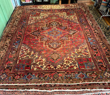 Load image into Gallery viewer, Vintage Hand Knotted Persian Heriz (7'7" x 10'5")
