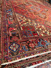 Load image into Gallery viewer, Vintage Hand Knotted Persian Heriz (7'7" x 10'5")