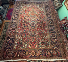 Load image into Gallery viewer, Vintage Hand Knotted Persian Heriz (8'4" x 11'9")