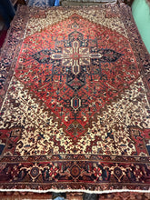 Load image into Gallery viewer, Vintage Hand Knotted Persian Heriz (9'7" x 12'9")