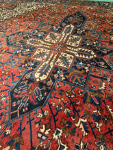 Load image into Gallery viewer, Vintage Hand Knotted Persian Heriz (9'7" x 12'9")
