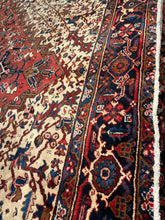 Load image into Gallery viewer, Vintage Hand Knotted Persian Heriz (9'7" x 12'9")