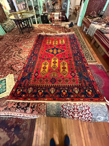 Vintage Hand Knotted Persian Koliai (4'9