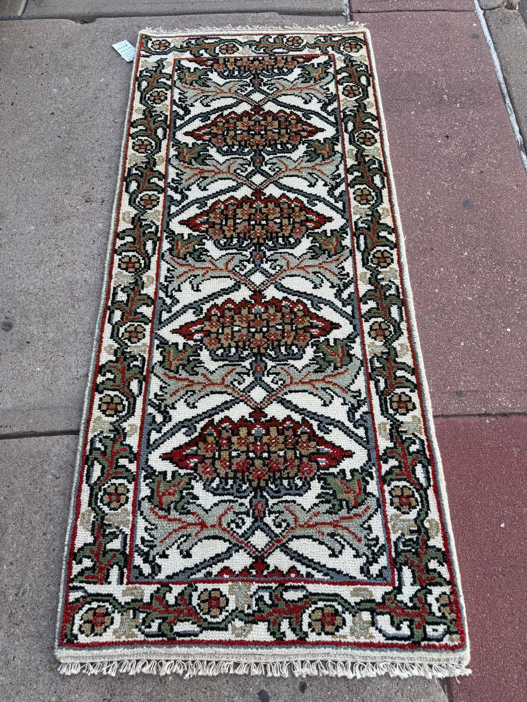 Hand Knotted Indian Runner (2'7