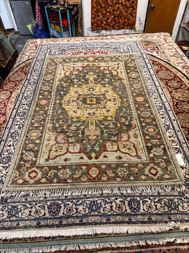 Hand Knotted Indian Rug (4’ x 6’)