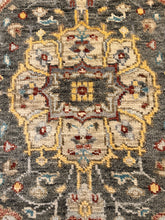 Load image into Gallery viewer, Hand Knotted Indian Rug (4’ x 6’)