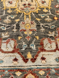 Hand Knotted Indian Rug (4’ x 6’)