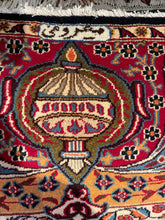 Load image into Gallery viewer, Vintage Hand Knotted Persian Kashmar (9'6" x 12'9")