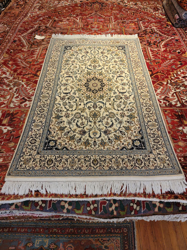Vintage Hand Knotted Persian 4 La Naiin (3'2