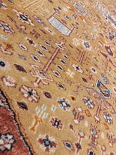 Load image into Gallery viewer, Vintage Hand Knotted Pakistani Rug (4'3" x 6'7")