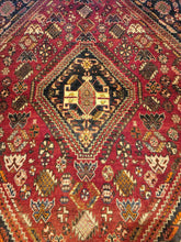 Load image into Gallery viewer, Vintage Hand Knotted Persian Shiraz Rug (4'6" x 6'7")