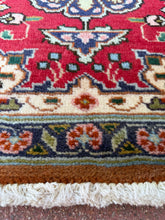 Load image into Gallery viewer, Vintage Hand Knotted Persian Tabriz Rug (22&quot; x 31&quot;)