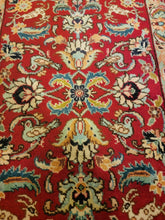 Load image into Gallery viewer, Vintage Hand Knotted Persian Tabriz (21" x 31")