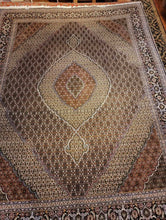 Load image into Gallery viewer, Vintage Hand Knotted Persian Mahi Tabriz (8’5” x 11’3”)