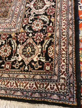 Load image into Gallery viewer, Vintage Hand Knotted Persian Mahi Tabriz (8’5” x 11’3”)