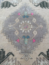 Load image into Gallery viewer, Vintage Hand Knotted Turkish Rug (16" x 36")