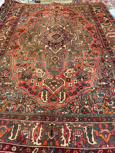 Vintage Hand Knotted Persian Tabriz (6'8" x 10'1")
