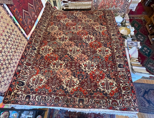 Vintage Hand Knotted Persian Bakhtiari (7'4